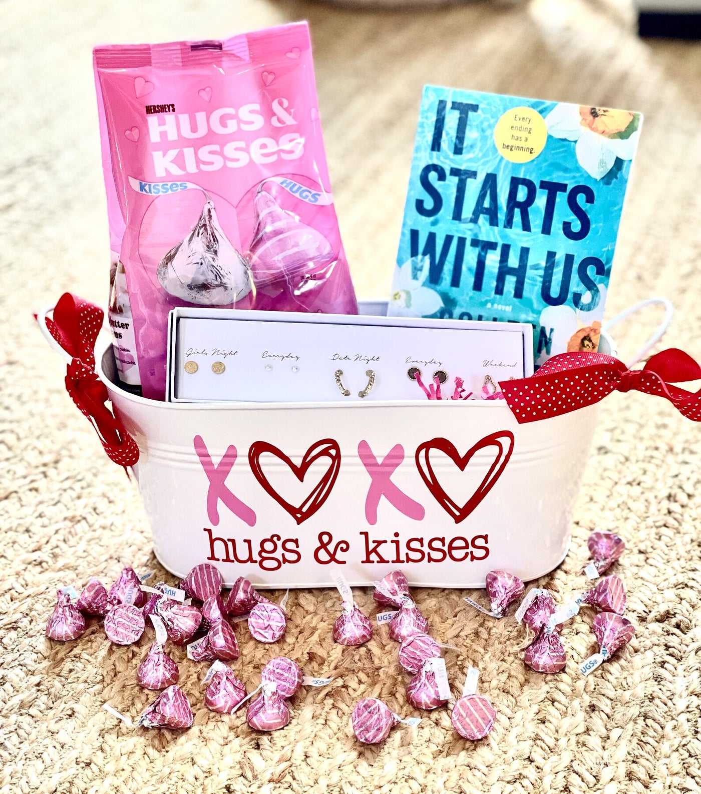 Hugs & Kisses Gift Tin